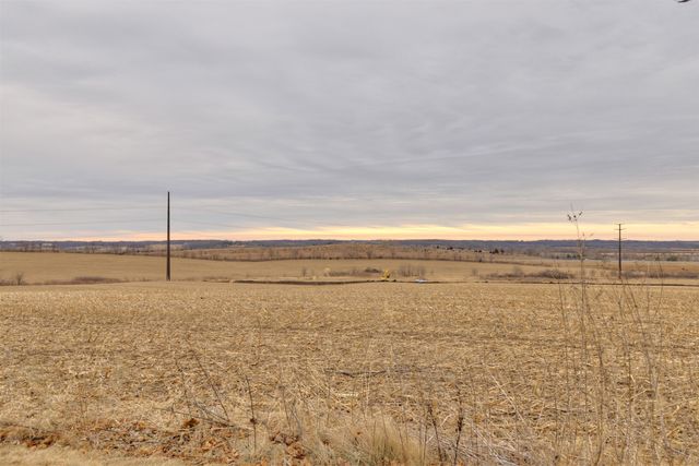 633 Greenfield Parkway, Des Moines, IA 50320