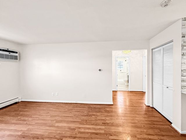 6 Venice B3, Danvers, MA 01923