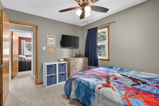 4825 Hillcrest Drive, Pleasant Hill, IA 50327
