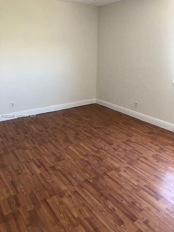 9001 SW 77th Ave C609, Miami, FL 33156