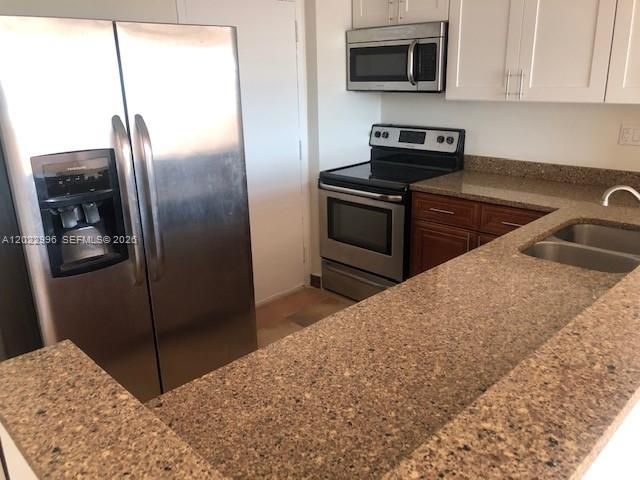 9001 SW 77th Ave C609, Miami, FL 33156