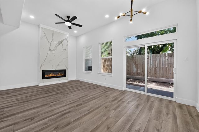 2911 Wichita Street, Houston, TX 77004