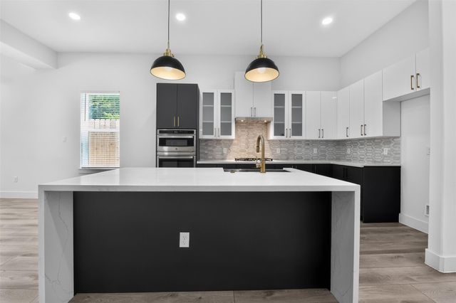 2911 Wichita Street, Houston, TX 77004