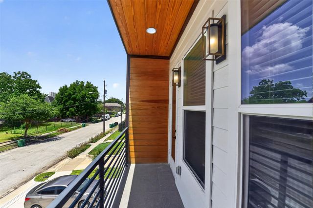2911 Wichita Street, Houston, TX 77004