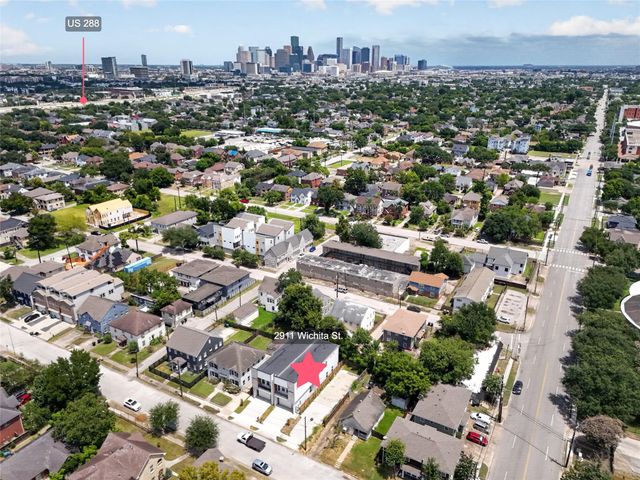 2911 Wichita Street, Houston, TX 77004