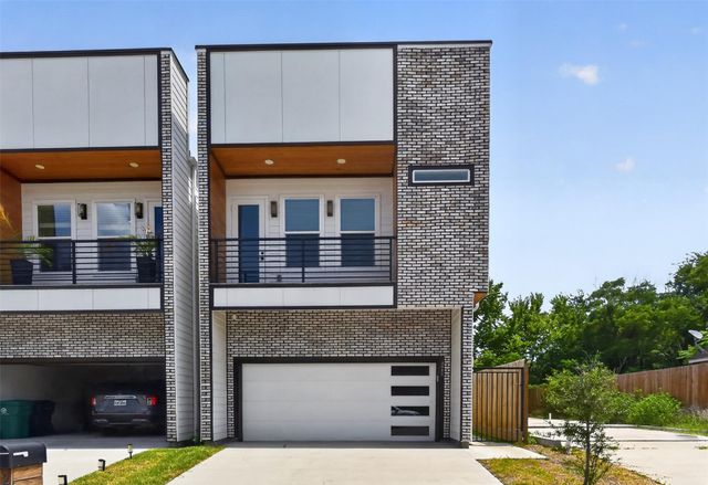 2911 Wichita Street, Houston, TX 77004