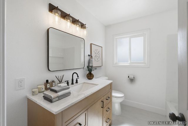 3915 E Holland Avenue, Fresno, CA 93726