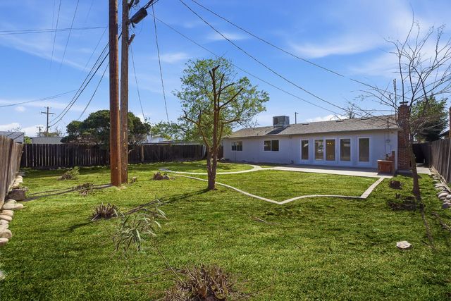 3915 E Holland Avenue, Fresno, CA 93726