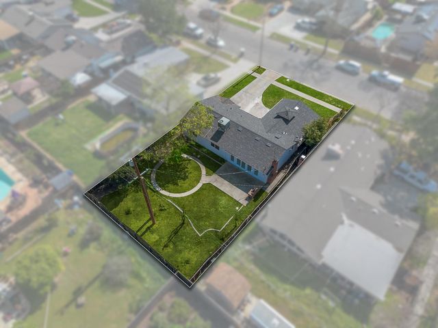 3915 E Holland Avenue, Fresno, CA 93726