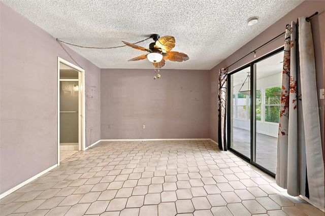 240 SHERWOOD DRIVE, Bradenton, FL 34210