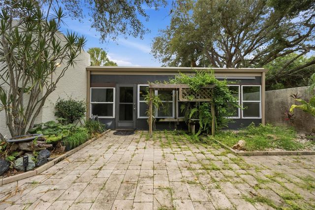 240 SHERWOOD DRIVE, Bradenton, FL 34210