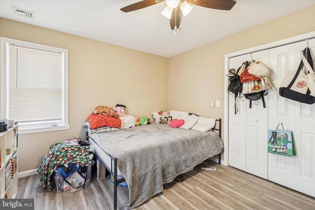 39 W 2ND ST, Bridgeport, PA 19405