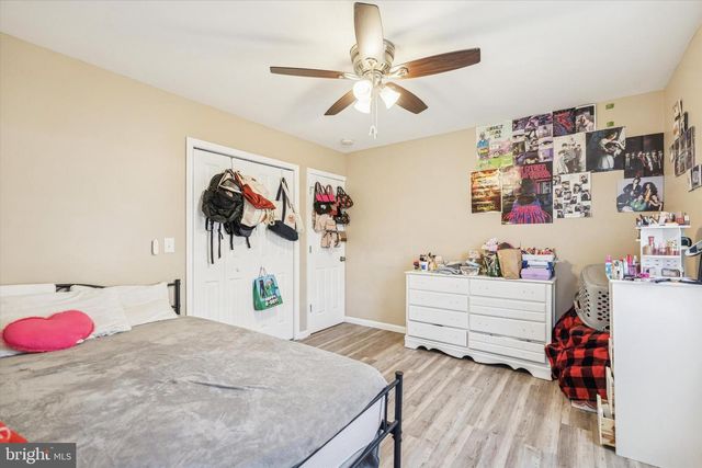 39 W 2ND ST, Bridgeport, PA 19405