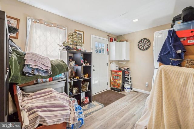 39 W 2ND ST, Bridgeport, PA 19405