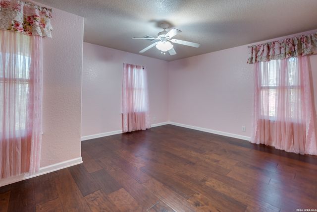 4606 BENDING GRV, San Antonio, TX 78259