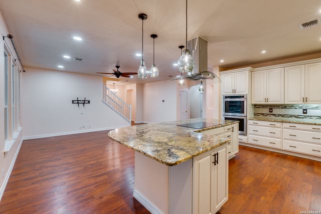 4606 BENDING GRV, San Antonio, TX 78259