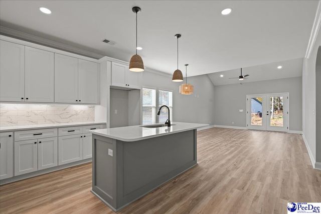 1024 Wessex Dr, Florence, SC 29501