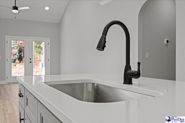 1024 Wessex Dr, Florence, SC 29501