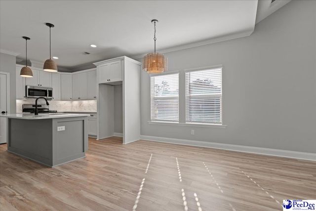 1024 Wessex Dr, Florence, SC 29501