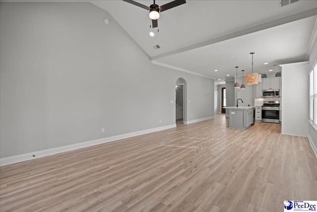 1024 Wessex Dr, Florence, SC 29501