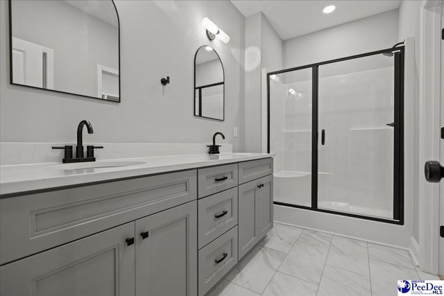 1024 Wessex Dr, Florence, SC 29501