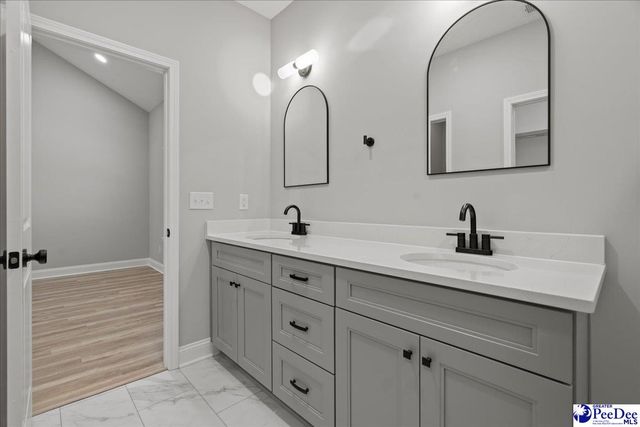 1024 Wessex Dr, Florence, SC 29501