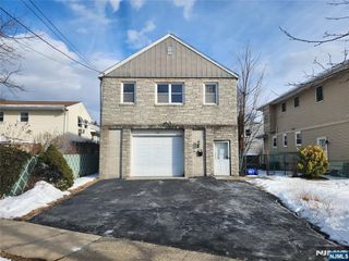 387 Broughton, Bloomfield, NJ 07003