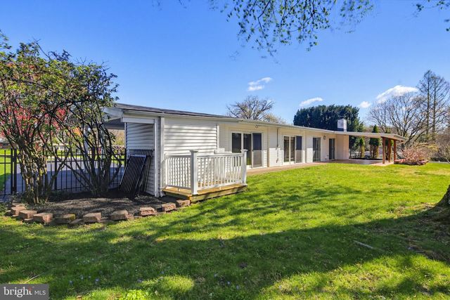 3415 MANOR HILL RD, Baltimore, MD 21208
