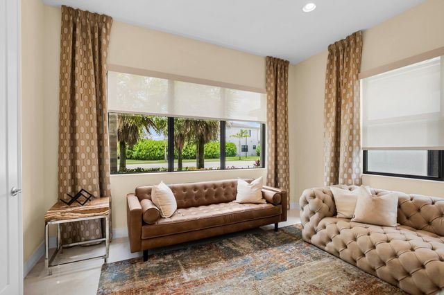 17112 AQUAVERA Way, Boca Raton, FL 33496