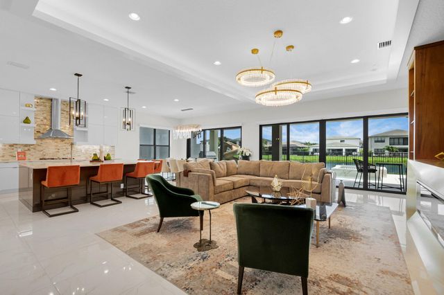 17112 AQUAVERA Way, Boca Raton, FL 33496