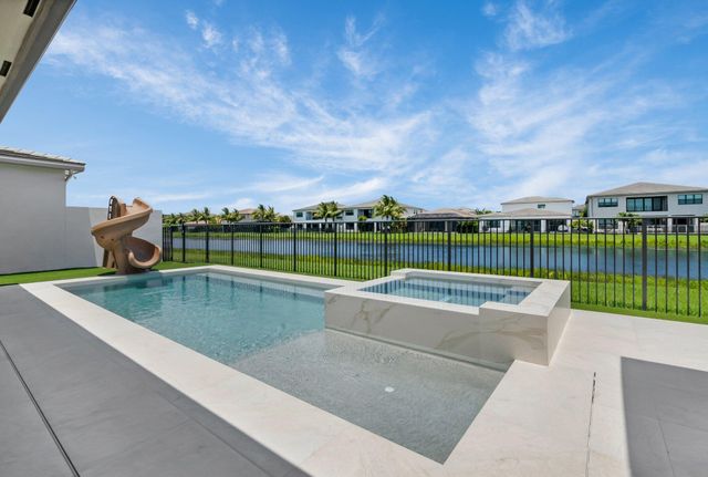 17112 AQUAVERA Way, Boca Raton, FL 33496