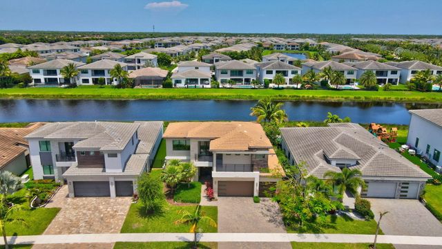 17112 AQUAVERA Way, Boca Raton, FL 33496