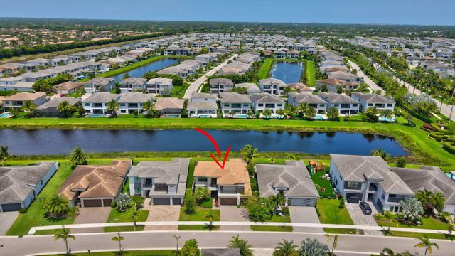 17112 AQUAVERA Way, Boca Raton, FL 33496