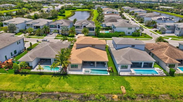 17112 AQUAVERA Way, Boca Raton, FL 33496