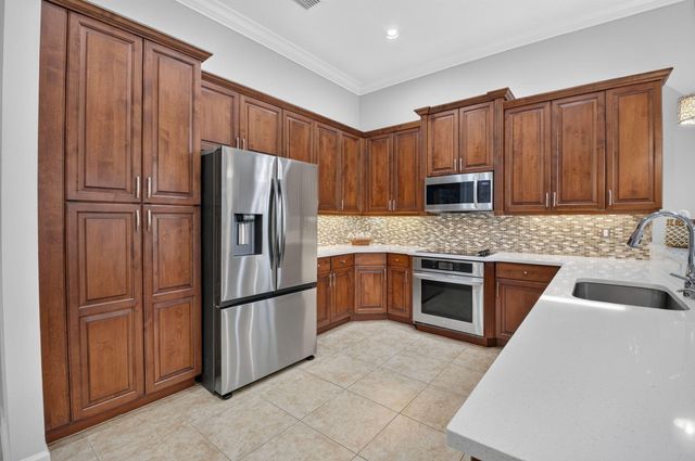 6674 Camarillo Terrace Lane, Delray Beach, FL 33446