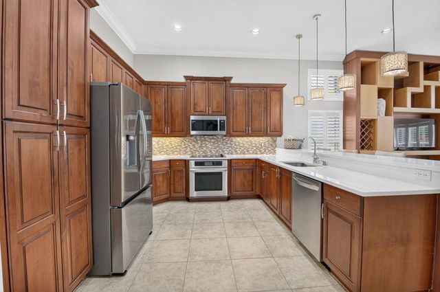 6674 Camarillo Terrace Lane, Delray Beach, FL 33446