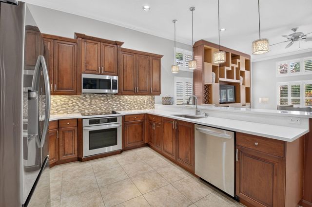 6674 Camarillo Terrace Lane, Delray Beach, FL 33446