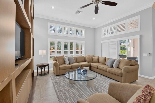 6674 Camarillo Terrace Lane, Delray Beach, FL 33446