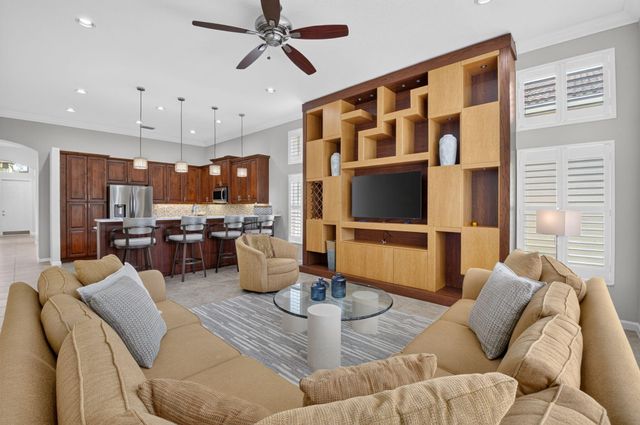 6674 Camarillo Terrace Lane, Delray Beach, FL 33446