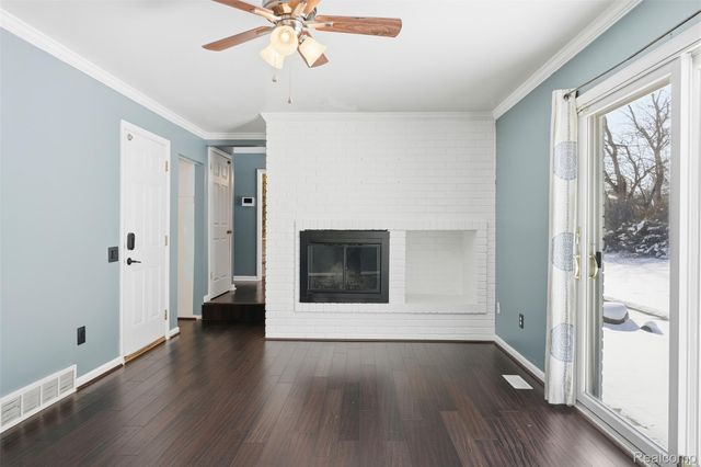 1820 Hunters Ridge Drive, Bloomfield Hills, MI 48304