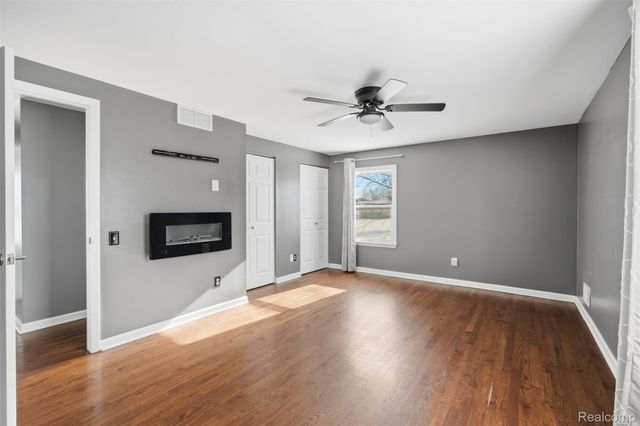 1820 Hunters Ridge Drive, Bloomfield Hills, MI 48304