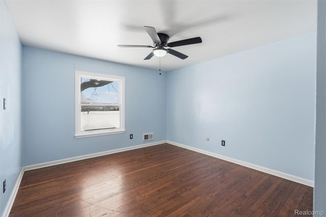 1820 Hunters Ridge Drive, Bloomfield Hills, MI 48304