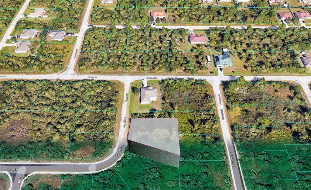 Image 4 of property listing at 3341 FARGO AVENUE SW, Palm Bay, FL 32908