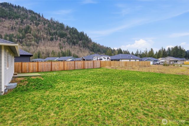 6311 Bearpaw Court, Maple Falls, WA 98266