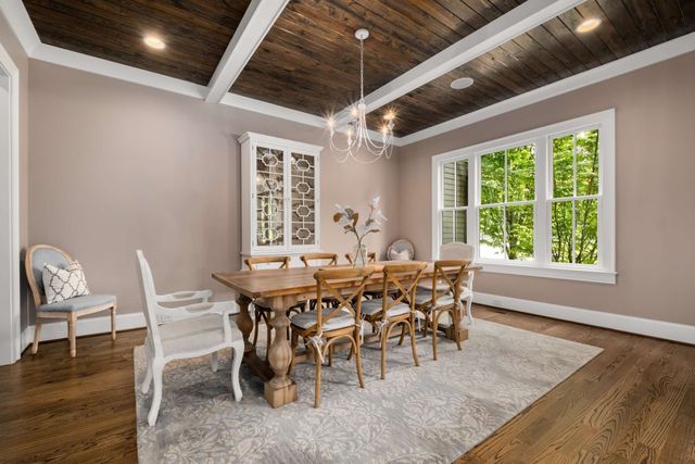 4613 Chalmers Dr, Nashville, TN 37215