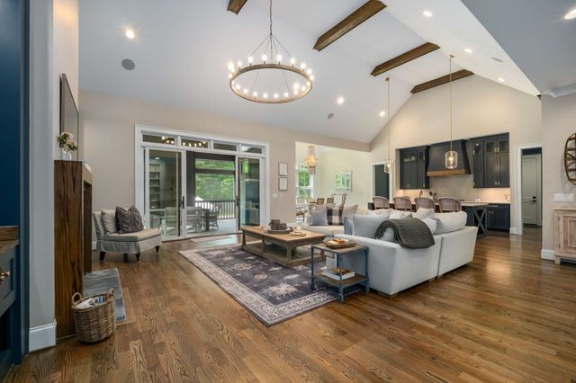 4613 Chalmers Dr, Nashville, TN 37215