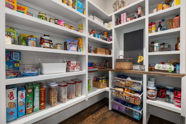 4613 Chalmers Dr, Nashville, TN 37215