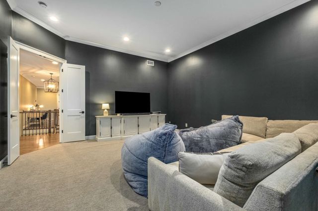 4613 Chalmers Dr, Nashville, TN 37215