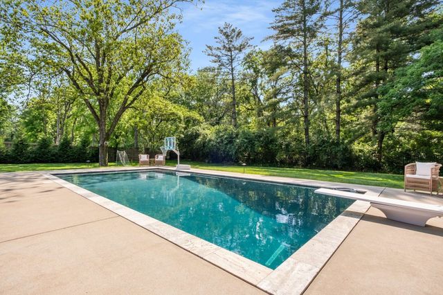 4613 Chalmers Dr, Nashville, TN 37215