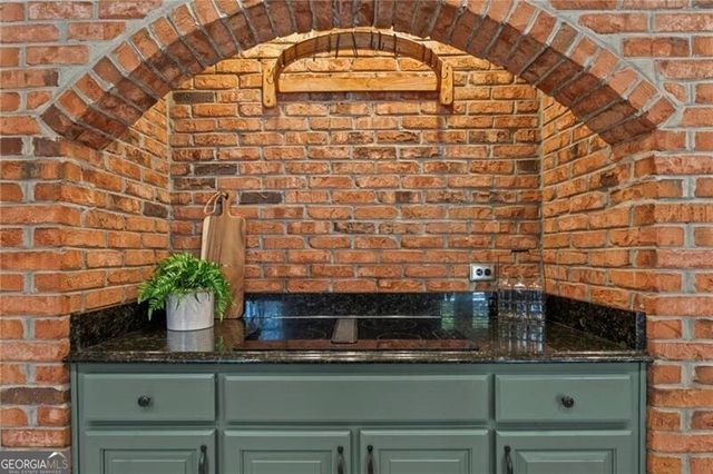 4350 Fallowfield Lane SW, Lilburn, GA 30047